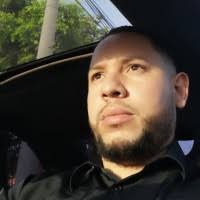 8 "Julio Lasso" profiles