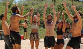 Survivor spoilers are back for season 37 with the new survivor cast of 2018 revealed and the latest season underway as players face tribes dividing by physical. Survivor Spoiler Poia Omada 8a Kerdisei Ston Prwto Agwna Asylias O Prwtos Ypopshfios Pros Apoxwrhsh To10 Gr