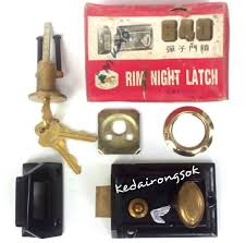 Survey dan layanan gratis masalah perlengkapan pintu,jendela dan partisi (penyekat ruangan) : Jual Kunci Pintu Otomatis Horse Cap Kuda Selot Pintu Rumah Lama Antik Jadul Vintage Kuno Lawas Di Lapak Kedairongsok Bukalapak