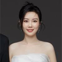 Elsa Yan Email & Phone Number