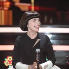 Песни мирей матье записаны на 11 самых популярных языках мира, общее количество записей превышает 1200. Mireille Mathieu Das Wurde Ich Nicht Uberleben Schlager De