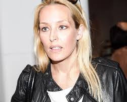 Leah Karp's Instagram, Twitter & Facebook