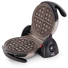 Bake delicious waffles fast with this gleaming stainless steel cuisinart round classic brushed stainless waffle maker. 10 Best Waffle Makers 2021 Top Belgian Waffle Iron Makers To Buy