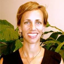 Leslie Gilman's Instagram, Twitter & Facebook