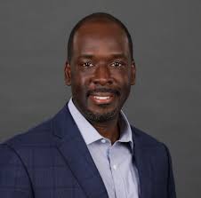 New York Public Radio Appoints LaFontaine Oliver as President and CEO