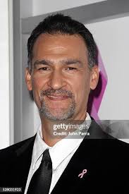 2,689 Kike Santander Photos & High Res Pictures