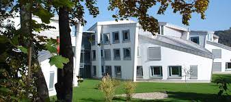 Ich befürchte, dass ich zur minderheit. 3 1 Artur Woll Haus Easst