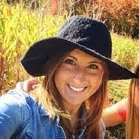 Betsy Rayner's Instagram, Twitter & Facebook