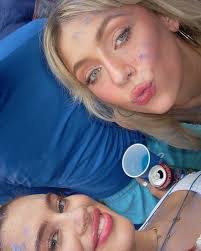 Lauren Mcnulty's Instagram, Twitter & Facebook