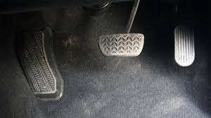 Learn about the nascar safety equipment you can expect to see when shoulder harnesses were introduced in the 1960s, many drivers resisted using them because they didn't want to be pinned into their seat in the. Driving With Two Feet Good Bad Illegal