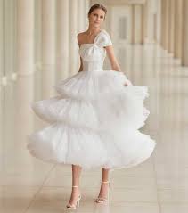 Tutti capi unici con ampia scelta di taglie e modelli. Abiti Da Sposa Corti 2021 2022 60 Modelli Bellissimi Beautydea
