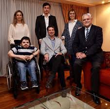 He was previously married to milagros brito. Roberto Garcia Moritan El Marido De Pampita Encabeza La Lista De Legisladores De Ricardo Lopez Murphy La Nacion