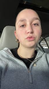 Sarah Kogut's Instagram, Twitter & Facebook