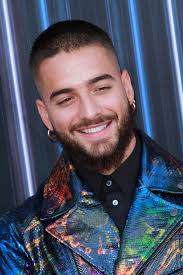 Latin american singer maluma is well on his way to becoming a global superstar. Listen To Maluma S New Song Hawai Glitter Magazine