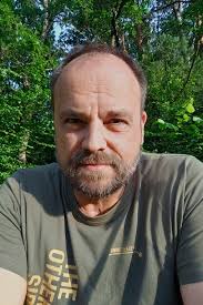 What is the best way to do exposure stacking?