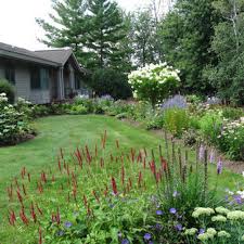 If you'd like to discover more ideas to elevate your next landscape lighting project, contact garden light led to discuss your ideas and plans to create the best outdoor lighting design the town has. 75 Beautiful Small Driveway Pictures Ideas July 2021 Houzz