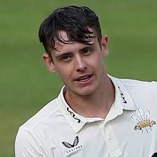 Jamie Smith celebrates England call-up with century for Surrey