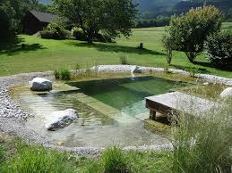 Il se trouve aussi bien dans les demeures privées que dans les parcs des villes comme dans les lieux historiques : Jardin Japonais Comment Faire Un Jardin Zen Arbuste Idees Photos