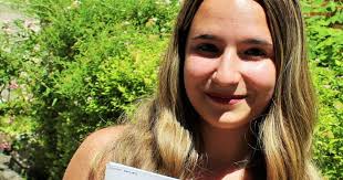 Toul lycée majorelle. Olivia Dion, STMG