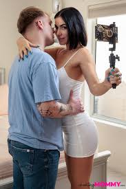 Venus Valencia in Stepmom Makes A Porno at Cheating Mommy - Direct Stripper