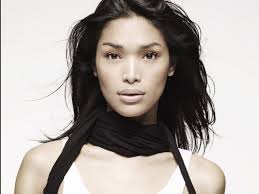 Pin On Geena Rocero Transgender Advocate And Model