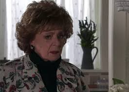 Coronation Street fans delighted as Rita turns against Sharon and has her  arrested