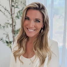 I would like to take a moment to congratulate our 8 Award Winners from 2024  coming from the Maryland office! They are ready to set sail