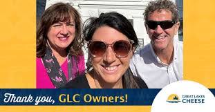 Ken Macleish's Instagram, Twitter & Facebook