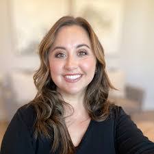 Mallory Lee's Instagram, Twitter & Facebook