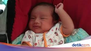 Kondisi ini bisa terjadi selama bayi belum lahir, selama proses persalinan dan setelah lahir. Bayi Di Tuban Ini Punya Nama Yang Panjang Dan Unik Mau Tahu