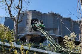The roller coaster helix in liseberg was built to be the most extreme ride in sweden and the launch campaign wasn't any less ambitious. Helix Liseberg Wikiwand