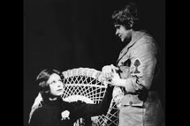 V neděli v praze zemřela herečka a pedagožka milena asmanová. Milena Asmanova Zivotopis Narodni Divadlo Moravskoslezske