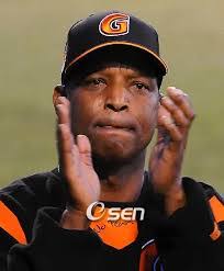 Kenneth Royster's Instagram, Twitter & Facebook