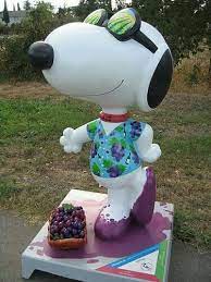 Pin By Pauly Fohrenkamm On Santa Rosa Charlie Brown Peanuts Charlie Brown And Snoopy Urban Garden Design