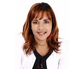 Nadine Murray's Instagram, Twitter & Facebook