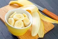 Image result for how many calories is in an average sized banana
