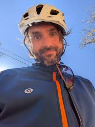 Any tips for removing a stuck object from a GP5000 tire?