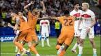 Gakpo mist grote kans tegen Hongarije! Oranje in de ... - YouTube