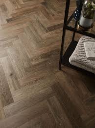Amtico Spacia Noble Oak In Parquet Laying Pattern Parket For Bathroom Flooring Ideas Amtico Best Vinyl Tile Flooring Amtico Flooring Luxury Vinyl Flooring