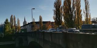 Die straße isarbalkon corneliusbrücke liegt in münchen (bayern). Corneliusbrucke Brucke Outdooractive Com