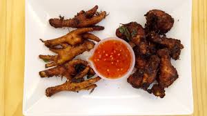 And that fried chicken is amazing! How To Cook Aromatic Thai Fried Chicken Cara Masak Ayam Goreng Berempah Thai Youtube