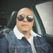 Puros pelones, cabrones, por eso los respeto pinche bola de grifos 🔥  @sickjacken @cynic_ss @tiro_loko_ y todo el bandón agarrando cotorreo en  #ElClanRecords despues de la tocadha del domingo en el @nandas78bar