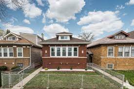 9410 S May St Chicago Il 60620 23 Photos Mls 11060676 Movoto