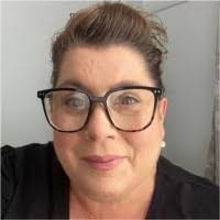 Beryl Gonzalez's Instagram, Twitter & Facebook