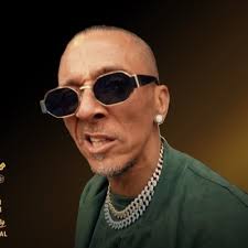 Val Dee (@XxValDeexXMADE)