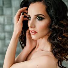 Anna Tkachenko (@AnnaTkachenkoPh)