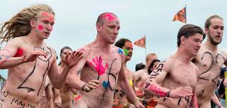 NSFW photos from a naked fun-run at Danish festival Rosklide | Metro News
