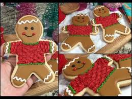 Christmas Gingerbread Man With Knit Sweater Cookie How To Christmas Gingerbread Men Gingerbread Cookies Decorated Christmas Gingerbread