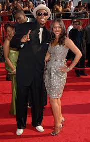 Check out these exclusive images hiphollywood has obtained of nba star paul pierce and his wife, julie landrum. Paul Pierce And Julie Landrum Dating Gossip News Photos