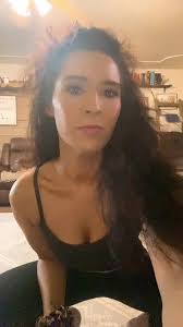 Nicole Starkey's Instagram, Twitter & Facebook